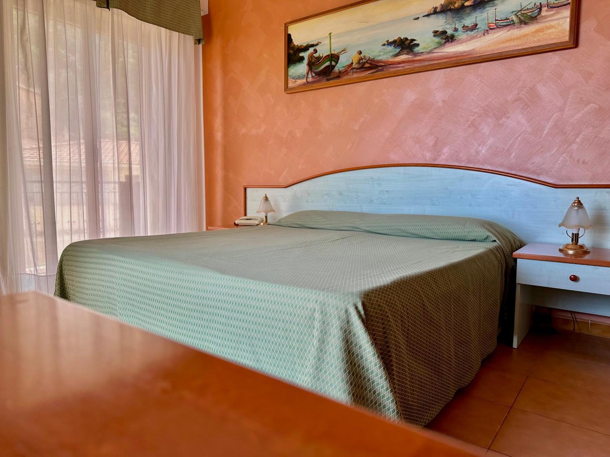 Hotel Soleado Taormina Exterior photo