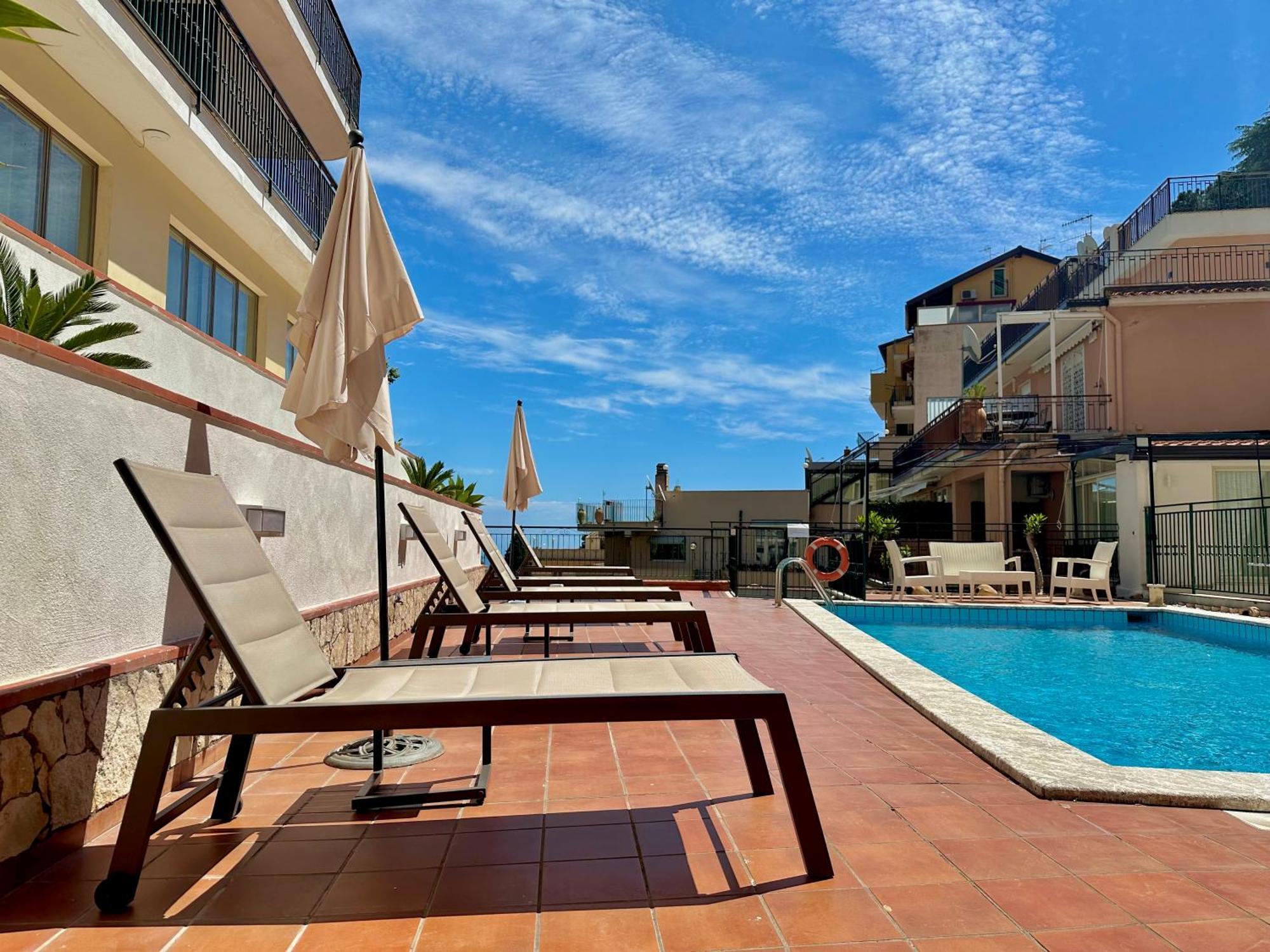 Hotel Soleado Taormina Exterior photo